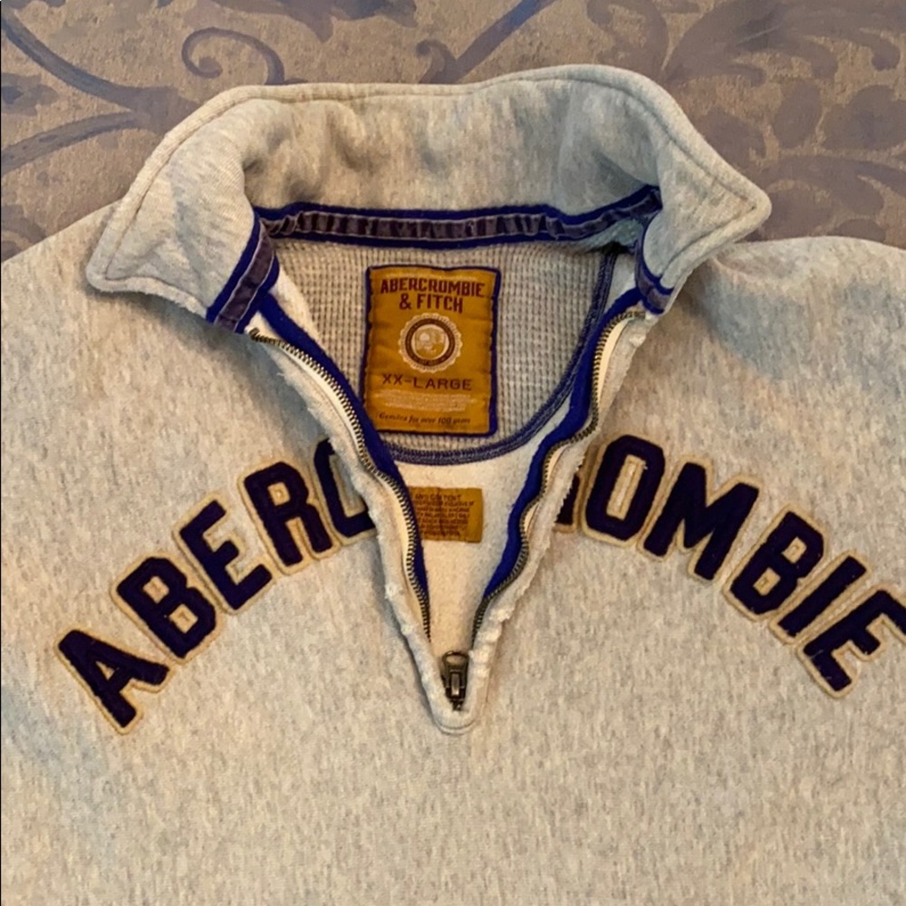 Abercrombie men’s sweatshirt